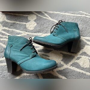 Rockport Keara Booties Size 9  (EU 40.5)
